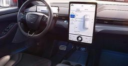 Zunanja slika - Ford Mustang Mach-e - 76kWh 198kW samodejni zadnji - 5 - Predogledna slika