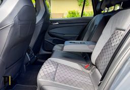 Zunanja slika - VW Golf - Variant 2.0 TDI BMT R-Line DSG - 9 - Predogledna slika