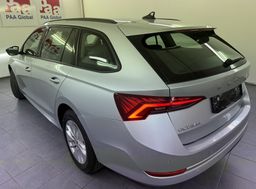 Zunanja slika - Škoda Octavia - Combi 2.0 TDI Style DSG.KAMERA.NAVI.LED.2023.DIZEL - 10 - Predogledna slika