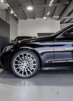 Zunanja slika - Mercedes-Benz C-Razred - C43AMG-4MATIC-KEYLESS-VIRTUAL-PANO-ALCANTARA-19C - 8 - Predogledna slika
