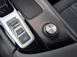 Zunanja slika - Dongfeng Huge - 1.5T 360KAMERA-PDC-ACC-LED + NA ZALOGI - 15 - Predogledna slika