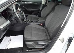 Zunanja slika - Škoda Octavia - 2.0 TDI STYLE DSG-NAVI.-LED-SLO.AVTO-1.LASTNIK - 8 - Predogledna slika