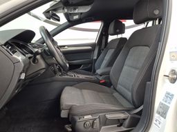 Notranja slika - VW Passat - Variant Business 2.0 TDI DSG - 5 - Predogledna slika