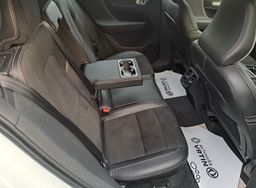 Zunanja slika - Volvo XC40 - T3 AUT R-Design Z ENOLETNIM JAMSTVOM - 5 - Predogledna slika