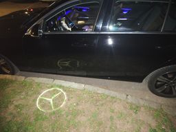 Zunanja slika - Mercedes-Benz C-Razred - C 180 Avantgarde Avt. - 2 - Predogledna slika