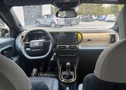 Zunanja slika - Fiat Grande Panda - 1.2 T 100 La Prima M T - 5 - Predogledna slika