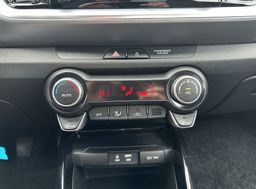 Zunanja slika - KIA Stonic - 1.6 CRDI EX Edition 6M T - 19 - Predogledna slika