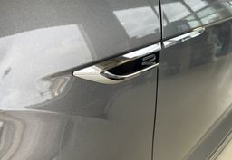 Zunanja slika - VW T-Roc - R LINE-RADAR-NAVIGACIJA-KAMERA-ALCANTARA-VIRTUAL - 20 - Predogledna slika