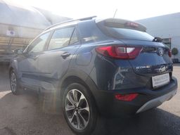 Zunanja slika - KIA Stonic - 1.4 MPI SLO 1.LASTNIK VSI SERVISI KAMERA PDC KLIMA - 10 - Predogledna slika