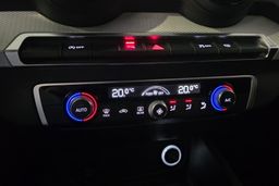 Zunanja slika - Audi Q2 - 1,0 TFSI CoD Sport S tronic SLO ACC LANE LED ALU - 16 - Predogledna slika