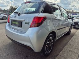 Zunanja slika - Toyota Yaris - 1.33°SLO°1.LAST°KAMERA°BLUETOOTH°ALU°SAMO 93.000KM - 5 - Predogledna slika