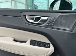 Zunanja slika - Volvo XC60 - B5  P  AWD Plus Dark... - 13 - Predogledna slika