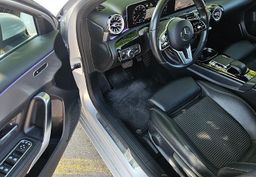 Zunanja slika - Mercedes-Benz A-Razred - 180 136ks °FULL-LED° °AUT+F-1°  °VIRTUAL° - 8 - Predogledna slika