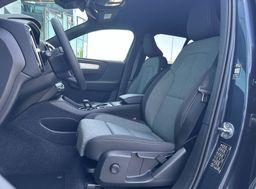 Zunanja slika - Volvo XC40 - B3 P Core AT DCT... - 10 - Predogledna slika