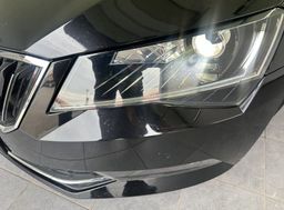 Zunanja slika - Škoda Superb - 2.0 TDI Active DSG.LIMO.KAMERA.NAVI.SAMO 85.000 KM - 3 - Predogledna slika