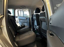 Zunanja slika - Peugeot 3008 - 1.6 HDI-112KM-PDC-TEMP-17COL-KREDIT-BREZ-POLOGA... - 12 - Predogledna slika