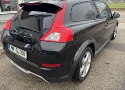 Zunanja slika - Volvo C30 - DRIVe MOMENTUM +velik servis + letna platišča - 4 - Predogledna slika