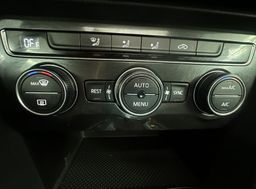 Zunanja slika - VW Tiguan - 1.5 TSI ACT BMT R-Line DSG.Highline 110kW.KAMERA - 14 - Predogledna slika