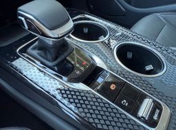 Zunanja slika - Hongqi HS3 - 1.5T + PANORAMA + 360KAMERA + NOVO NA TRGU - 12 - Predogledna slika