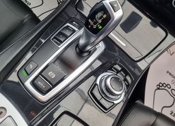 Zunanja slika - BMW Serija 5 - Touring: 525d-AVT-MODIFICIRAN-NAVI-KAMERA-USNJE-XENON-KR - 25 - Predogledna slika