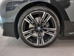 Zunanja slika - BMW Serija 7 - 740d xDrive - 5 - Predogledna slika