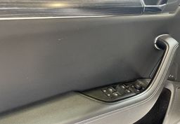 Zunanja slika - Škoda Superb - SLO-NAVIGACIJA-VIRTUAL-MEMORY-RADAR-ALU19-KAMERA - 15 - Predogledna slika