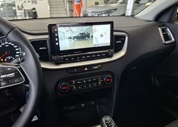 Zunanja slika - KIA Ceed - SW 1.5 T-GDi LX Champion+ ISG. M T 103 kW. VEČ BARV - 10 - Predogledna slika