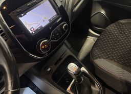 Zunanja slika - Renault Captur - Intens TCe 90-SLO-1 LAST- LED- NAVI-KLJUKA - 16 - Predogledna slika