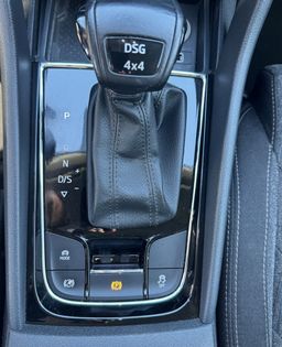 Zunanja slika - Škoda Kodiaq - 1.LASTNIK-SLO-4X4-DSG-LED-RADAR-KEYLES GO-GRETJE S - 14 - Predogledna slika