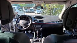 Notranja slika - Renault Mégane - Grandtour dCi 130 Energy GT Line - 6 - Predogledna slika