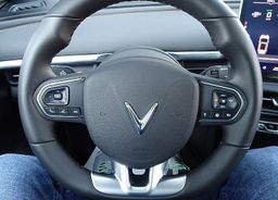 Zunanja slika - Vinfast VF6 - PLUS - 1.000 EUR DODATNEGA POPUSTA PRI MENJAVI - 10 - Predogledna slika