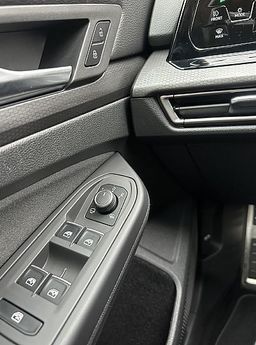 Zunanja slika - VW Golf - GTI DSG-AKTIV.VOLAN-HARMAN-KAMERA-KEYLESS-19COL... - 15 - Predogledna slika