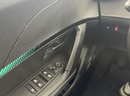 Zunanja slika - Peugeot 2008 - Peugeot  ALLURE PACK 1.2 PURETECH 130STT - 11 - Predogledna slika