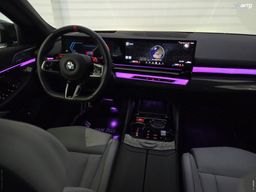 Notranja slika - BMW Serija 5 - M5 AUT. - 16 - Predogledna slika