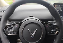 Zunanja slika - Vinfast VF8 - 87.7 kWh AWD ECO-350PS AWD-GRATIS POLNILNICA 22KW - 9 - Predogledna slika
