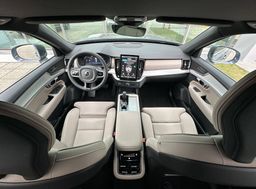 Zunanja slika - Volvo XC90 - B5 P Core Bright 7s AT AWD 3 leta gar. + 3 serv. - 20 - Predogledna slika