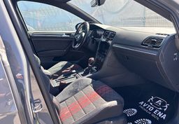 Zunanja slika - VW Golf - 2.0 GTI TCR-AKRAPOVIČ-ALCANTARA-LED-PANO-ACC - 10 - Predogledna slika