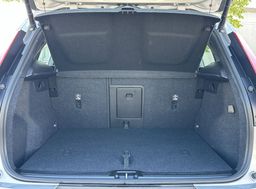 Zunanja slika - Volvo XC40 - B3P Plus Dark Avt. - 12 - Predogledna slika