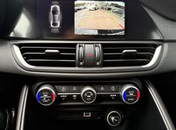 Zunanja slika - Alfa Romeo Giulia - 2.0 Turbo 280 Q4 Ti  - AVTOMATIK - SAMO 18.000KM - 13 - Predogledna slika