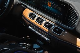 Zunanja slika - Mercedes-Benz GLS-Razred - GLS 580 4MATIC - 5 - Predogledna slika
