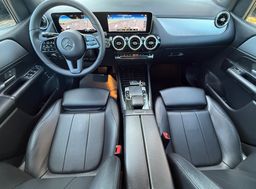 Zunanja slika - Mercedes-Benz B-Razred - B 200 d-Usnje-Ful led-Kamera-Widescreen-F1... - 10 - Predogledna slika