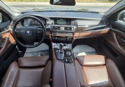 Zunanja slika - BMW Serija 5 - : 530i AUT. SPORT 272ks °HUD °USNJE °ALU 18 - 8 - Predogledna slika
