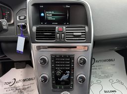 Zunanja slika - Volvo XC60 - D4 AWD LED NAVI TEMP LINE ASIST MEMORY VIRTUAL T.. - 15 - Predogledna slika