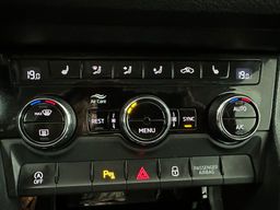 Notranja slika - Škoda Kodiaq - Style 2.0 TDI 110kW DSG.NEMŠKI.KAMERA.LED.KLJUKA - 21 - Predogledna slika