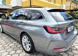 Zunanja slika - BMW Serija 3 - Touring: 318d SPORT WIDE SCREEN KAMERA 1.LETNO JAMSTVO.. - 4 - Predogledna slika