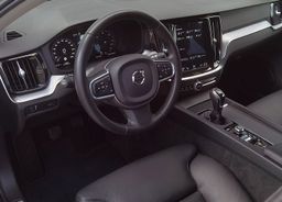 Zunanja slika - Volvo V60 - D3 Momentum Pro FULLED•LANE•GRETJE•NAVI•KAMERA•17C - 5 - Predogledna slika