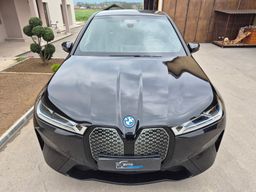 Zunanja slika - BMW iX - xDrive40 Sport - 5 - Predogledna slika