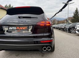 Zunanja slika - Porsche Cayenne - DIESEL 3.0 SLO CHRONO FULL LED ACC PANO ALU21 - 13 - Predogledna slika