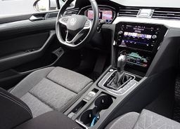 Zunanja slika - VW Passat - Variant 2.0 TDI DSG ELEGANCE 150KM - NAVI - VZRATNA KAMERA - 11 - Predogledna slika