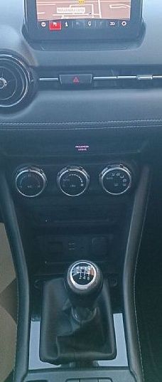 Zunanja slika - Mazda CX-3 - CD115 Revolution -HEAD UP-ACC-LED-NAVI-MRTVI KOT.. - 14 - Predogledna slika